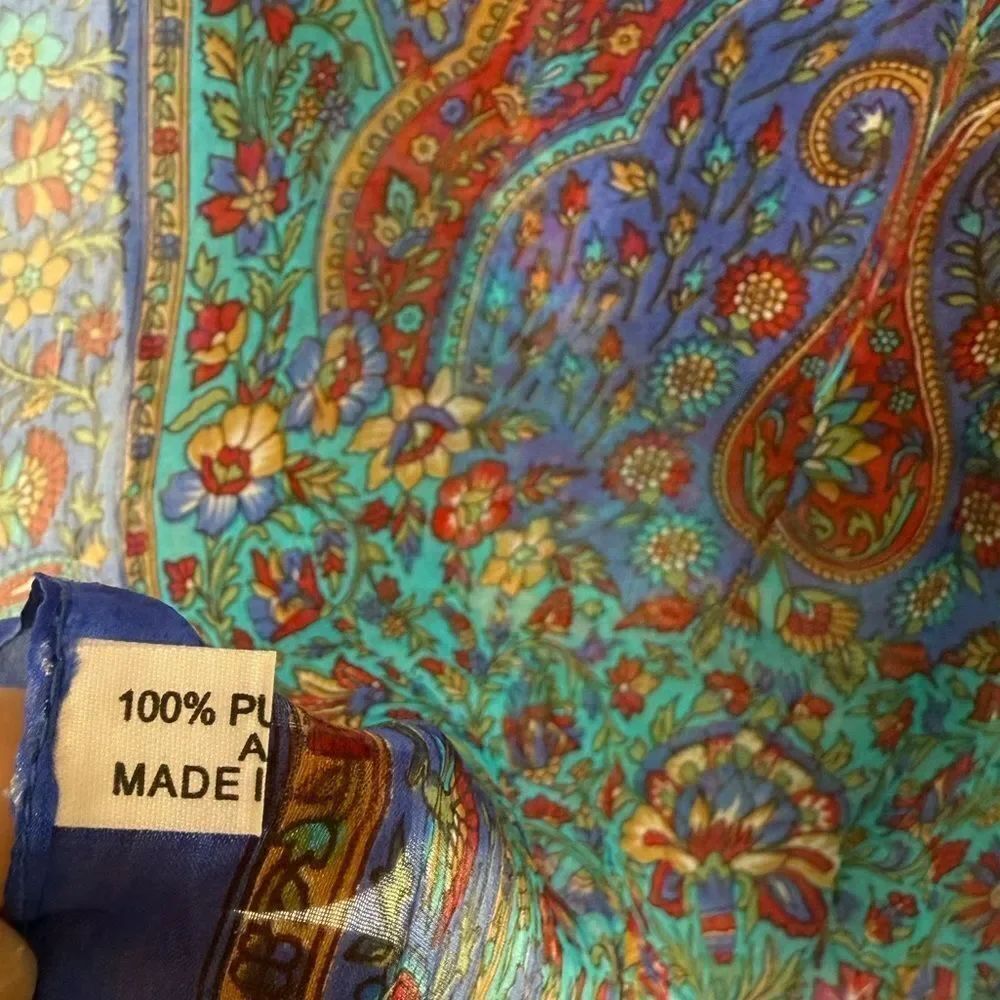 Silk printed scarf - Picture 2 of 4